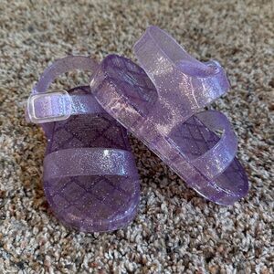 Baby Gap purple jelly sandals size 6